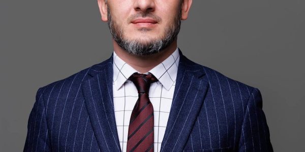 Уважаемый Рустам Вахаевич!